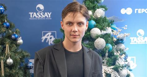 Как Ваня Дмитриенко раскрыл секрет легкого заработка с картой «Сбера»