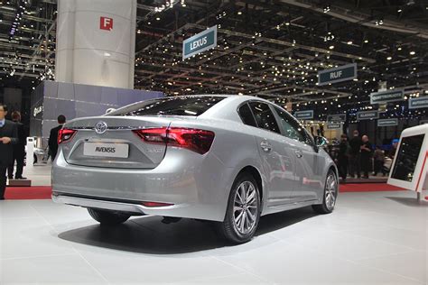 Рейтинг лучших подержанных автомобилей до пяти лет: выбор Авито Авто