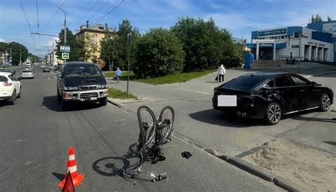 Внедорожник на проспекте Александра Корсунова стал причиной ДТП с участием велосипедиста