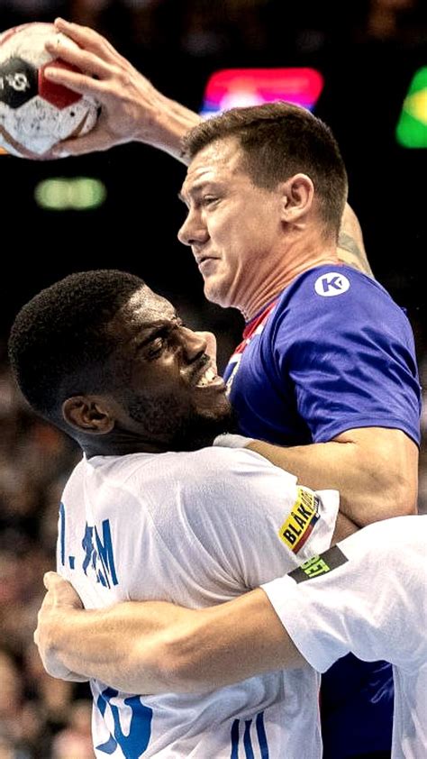 Возвращение российских спортсменов в водные дисциплины на международную арену